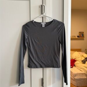 Women's Gray Long Sleeve Top